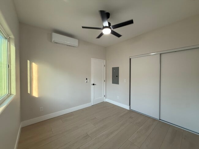Photo - 1322 Oleander Ave Unit 1320