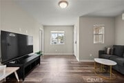 Photo - 217 E Carroll Ave