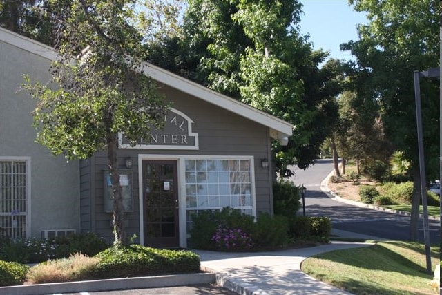 Summer Creek Apartments - Summer Creek Apartments