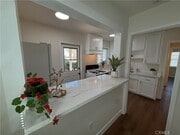 Photo - 549 N Niagara St
