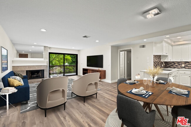 Building Photo - 8512 Tuscany Ave Unit 316