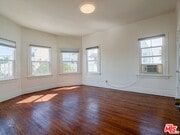 Photo - 109 S Berendo St Unit 3