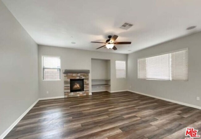 Photo - 8823 Mora Ct