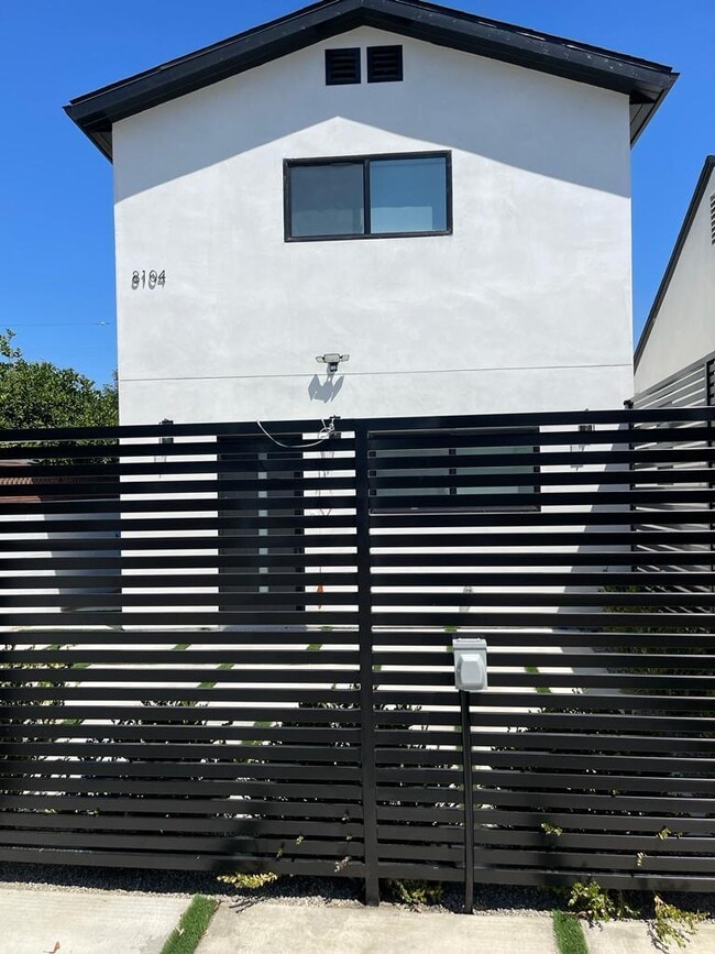 Photo - 8104 Paso Robles Ave