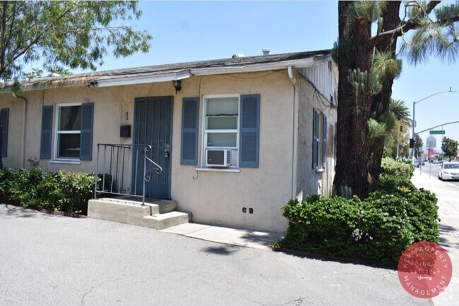 Building Photo - 682 E Main St Unit 1 Rental