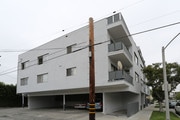 Photo - 463 Rexford Drive Apartments