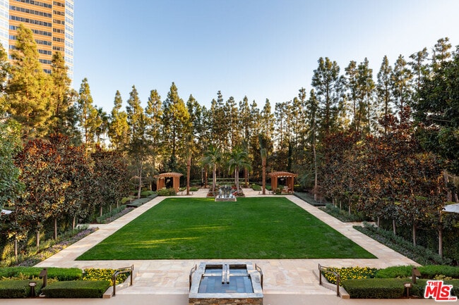 Photo - 1 W Century Dr Unit 31D