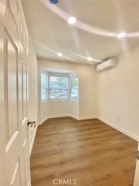 Photo - 920 W Olive Ave