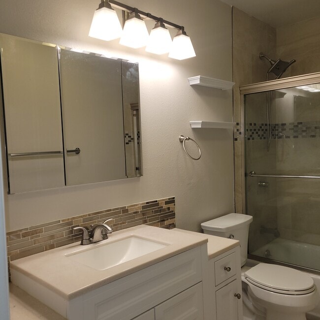 Bathroom - 6665 Mission Gorge Rd Unit A2