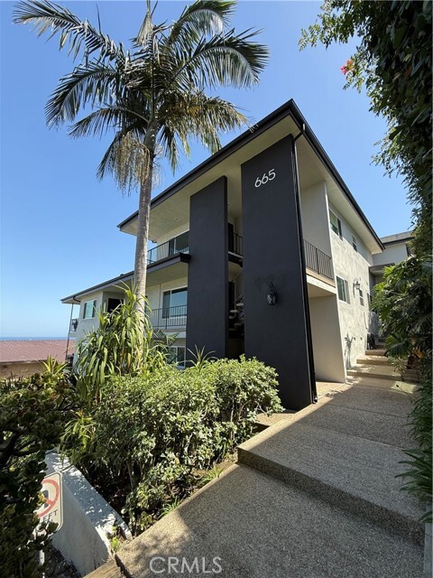 Building Photo - 665 W 34th St Unit 7