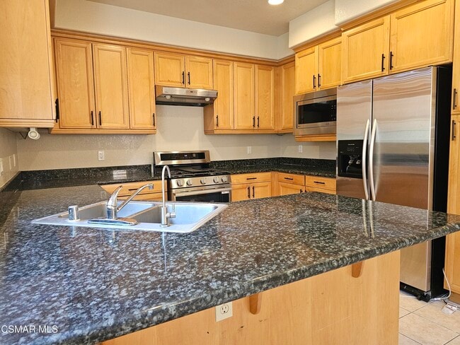Photo - 5616 Etiwanda Ave Townhome