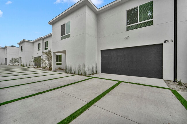 Photo - 8702 North Silver Way