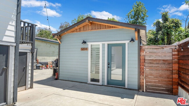 Photo - 5114 Miriam St