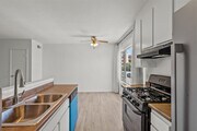 Photo - 21000 Parthenia St Townhome