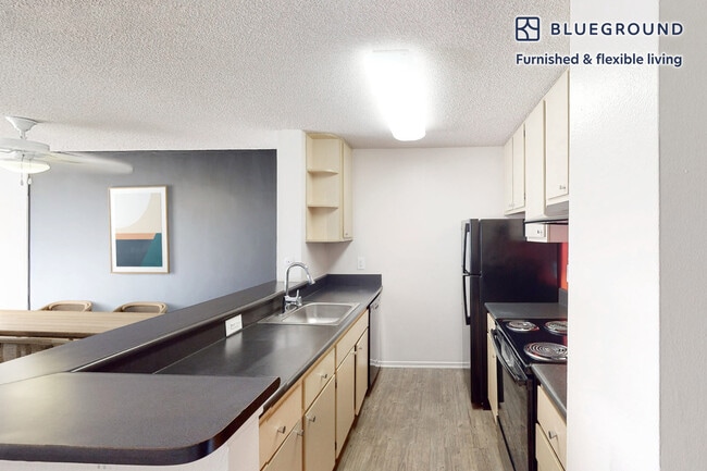 Photo - 3883 Ingraham St Unit SI FL2-ID642A