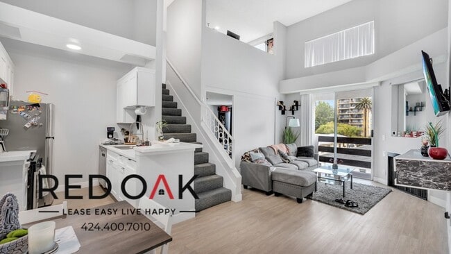 Building Photo - 350 S Reno St Unit 408