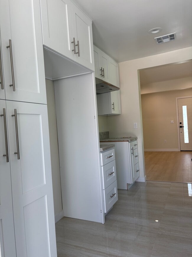 Photo - 11911 Stagg St