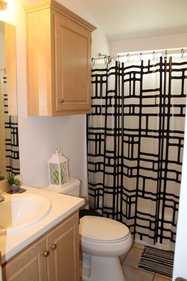 Photo - 55+ Community~ 2 Bed/2 Bath with Amazing Mountain Views for $1,595 a month!