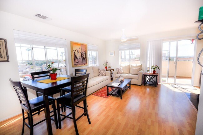 Photo - 207 Elkwood Ave Unit Vacation Rental