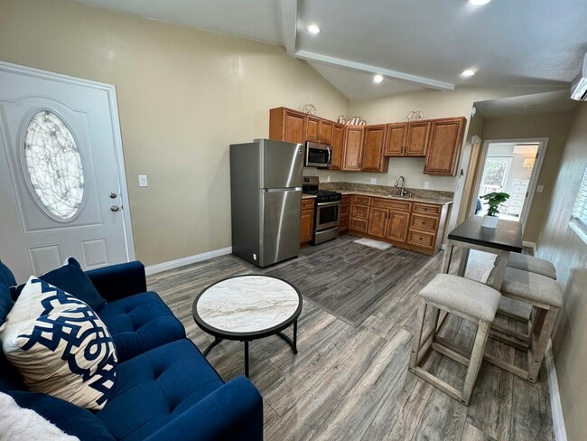 Photo - 1030 Jefferson Ave Townhome