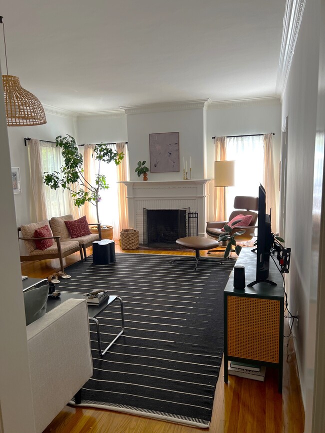Photo - 145 S Harper Ave Apartments Unit 145