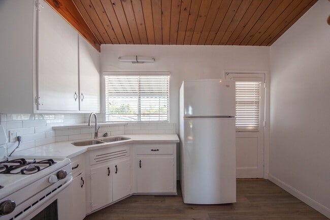 Photo - 6300 Coldwater Canyon Ave Unit 6304 1/2