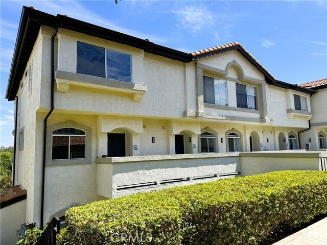 Building Photo - 30902 Club House Dr Unit 16I