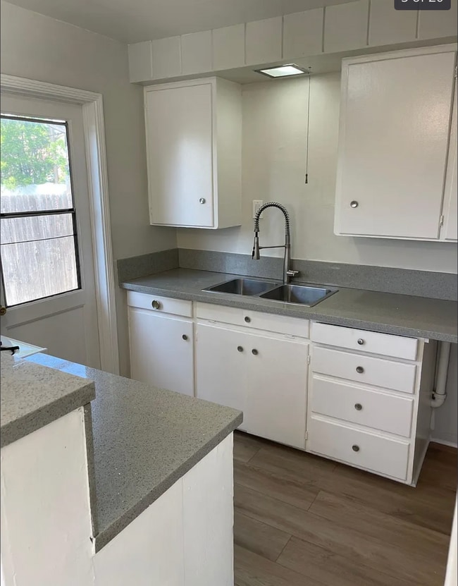 Photo - 555 S Indian Hill Blvd