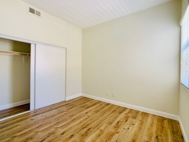 Photo - 7841 Amarone Pl