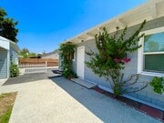 Photo - Completely Renovated Jem just north of Ven... House
