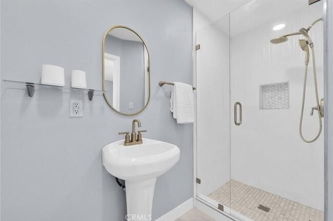 Photo - 401 N Sacramento St