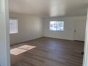 Photo - 912 Colleen Ave