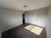 Photo - 1122 W 94th St Apartment Unit 3