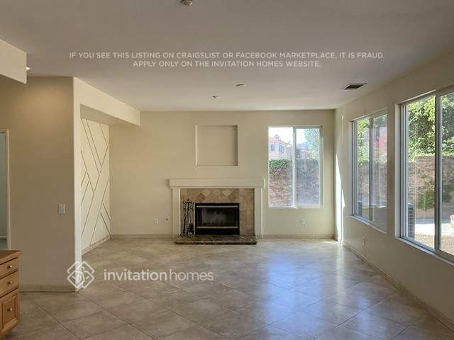 Photo - 15418 Rochelle St