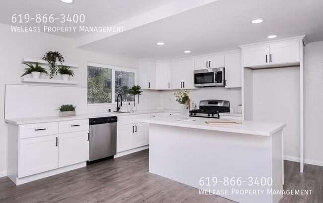 Photo - 6550 Perth Pl