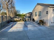 Photo - 17523 Gilmore St House