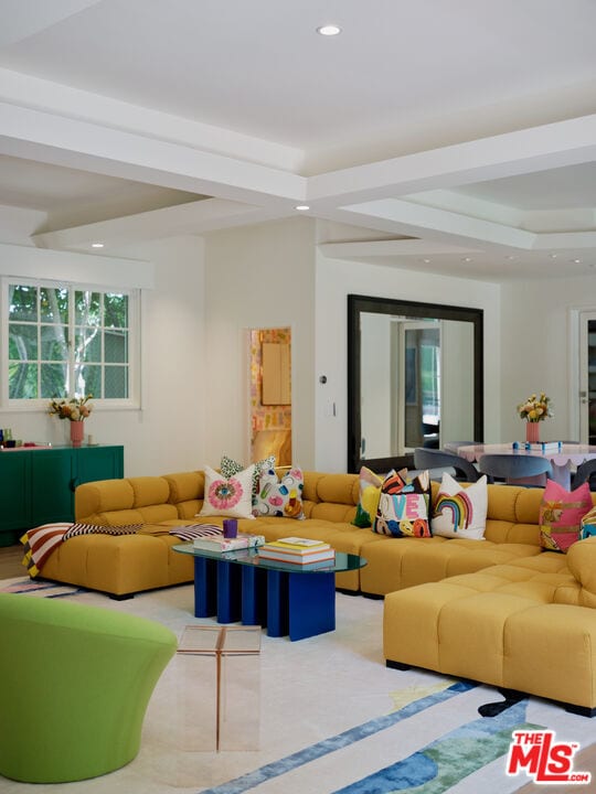 Photo - 661 Doheny Rd