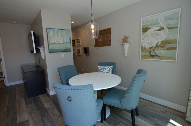 Photo - Charming Studio Guest house: Furnished Vac...