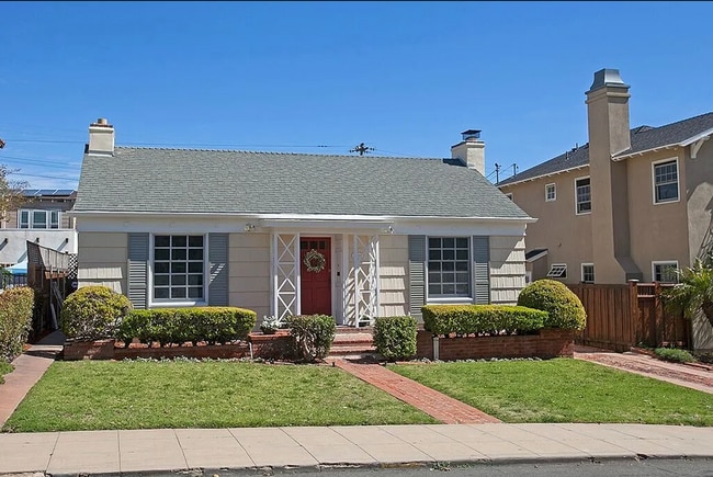 Adorable Loma Portal Bungalow with Fenced ... - Adorable Loma Portal Bungalow with Fenced ... House