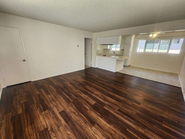 Building Photo - 1219 Amethyst St Unit C