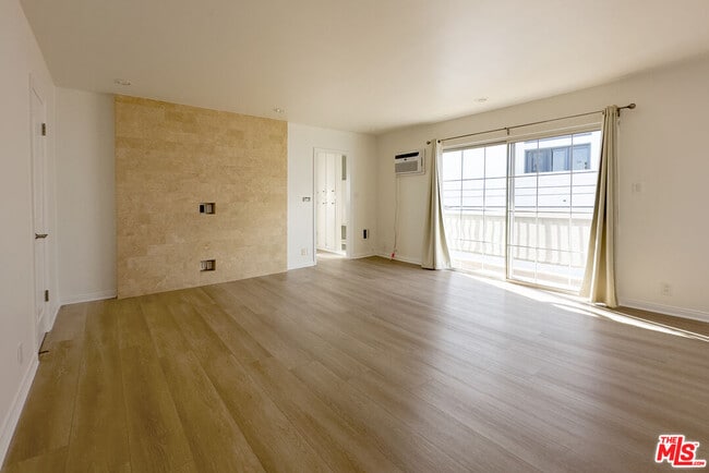 Photo - 1144 10th St Condo Unit 10