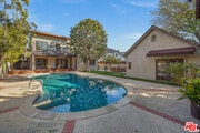 Photo - 665 McCadden Pl House