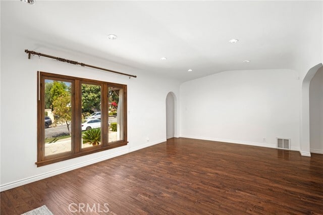 Photo - 1560 Ridgeway Dr