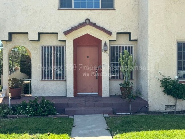 Photo - 2501 Eucalyptus Ave