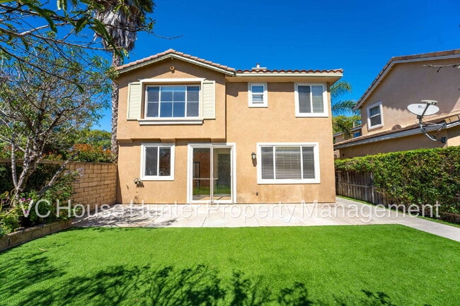 Photo - 4 Bedroom 2.5 Bath in Oxnard