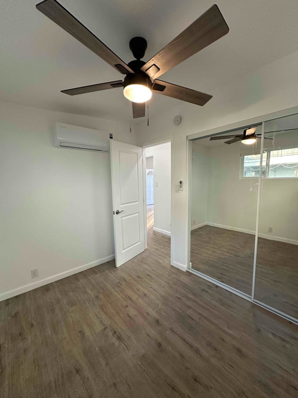 Photo - 6830 Morella Ave