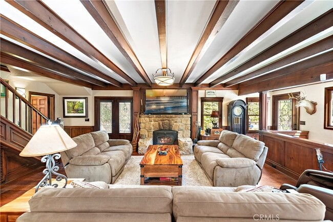 Photo - 400 Cottage Grove Rd