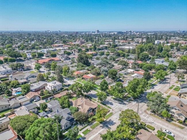 Photo - Old Towne Classic