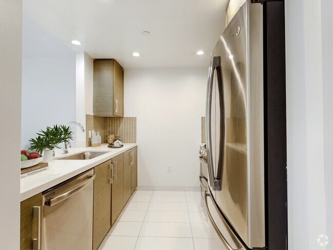 Building Photo - The Carlton At Hollywood Rental