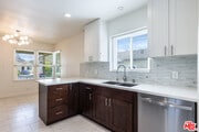 Photo - 1561 Hazelwood Ave